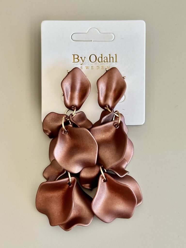 Örhänge chokladbrun silk